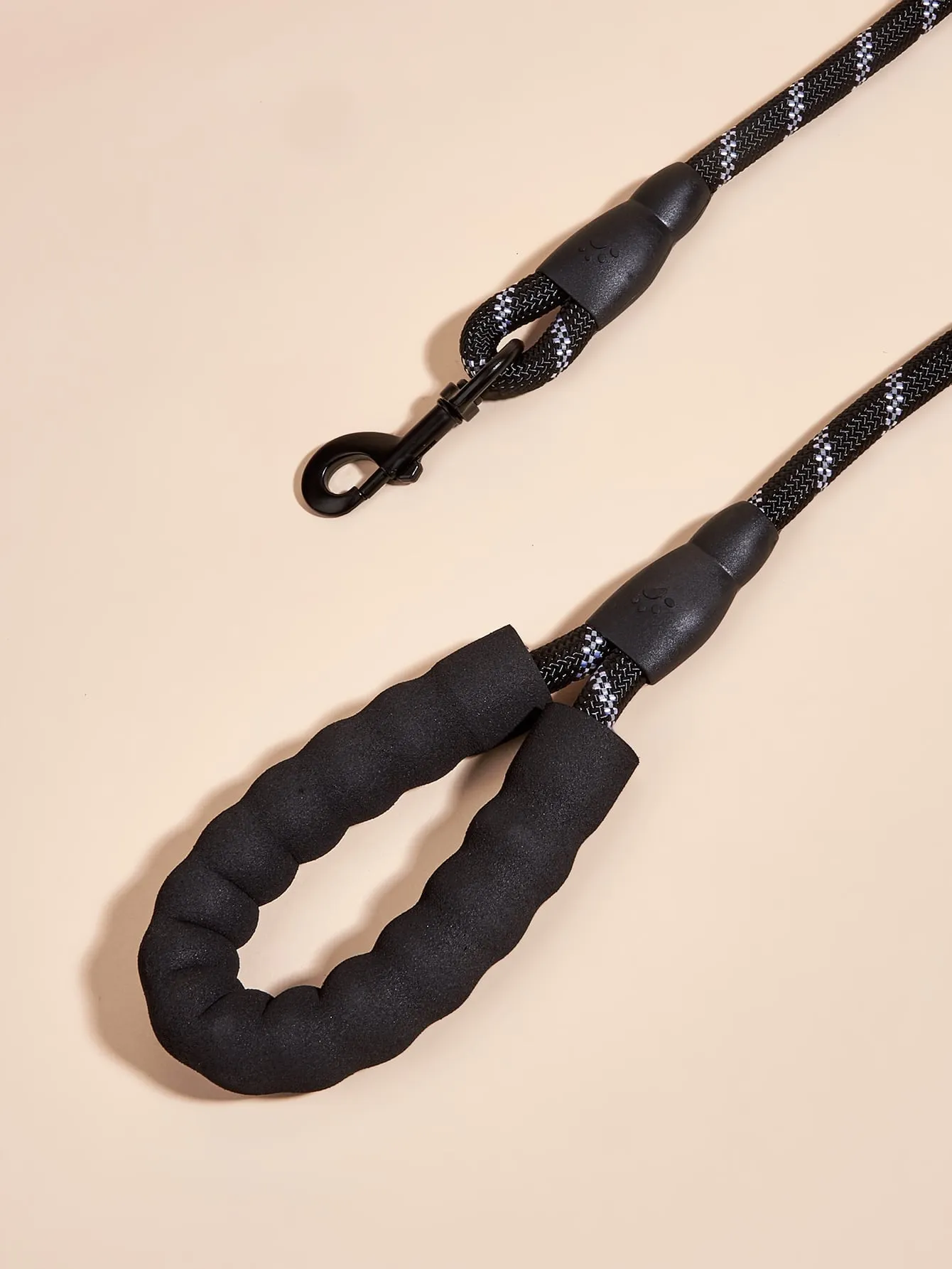 Pet Leash With Reflective Comfortable Padded Handle