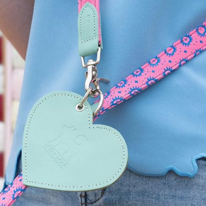 Poo Pouch Heart 'Mint Leather'
